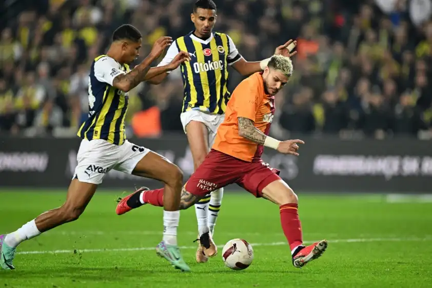 Galatasaray có lợi thế sân nhà và khả năng tạo cơ hội tốt hơn Galatasaray có lợi thế sân nhà và khả năng tạo cơ hội tốt hơn